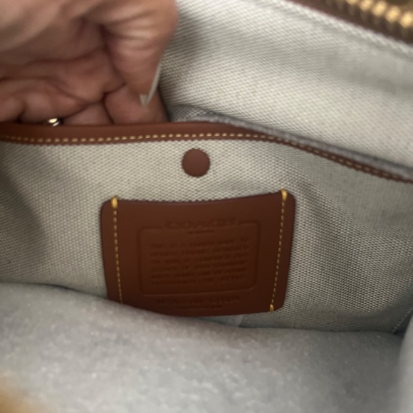 Coach Rogue 30 MTO - Picture 6 of 9